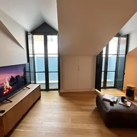 Maison Boheme - The Seaside Apartment