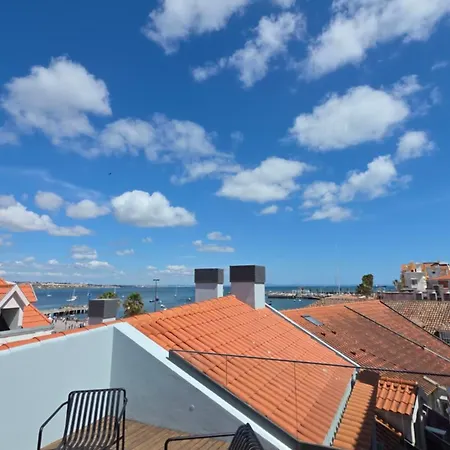Maison Boheme - The Seaside Apartment